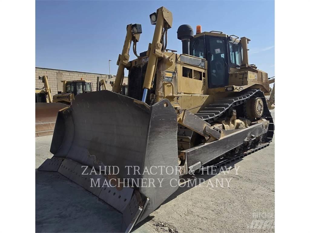 CAT D8R Pásové dozery