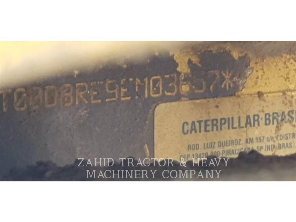 CAT D8RLRC Pásové dozery