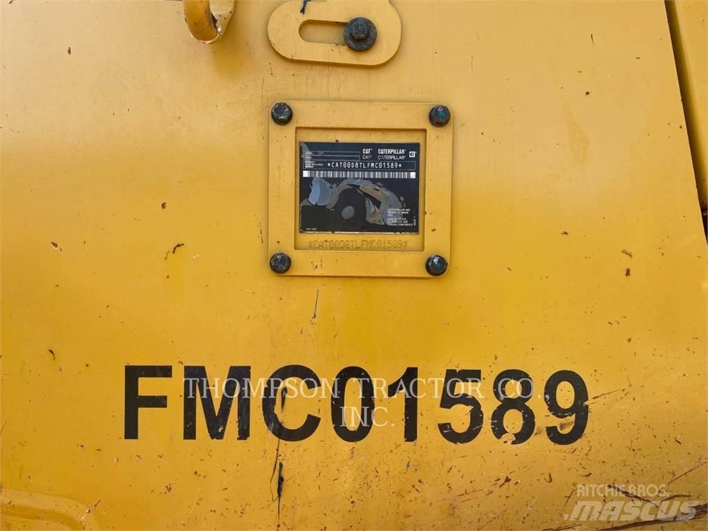 CAT D8T Pásové dozery