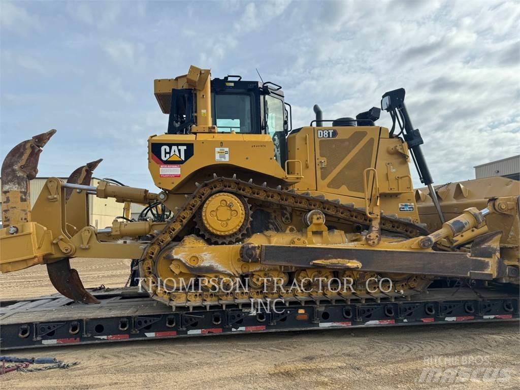 CAT D8T Pásové dozery