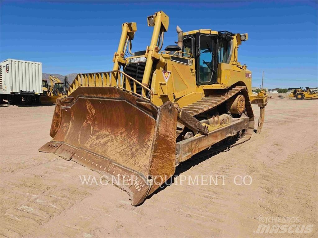 CAT D8T Pásové dozery