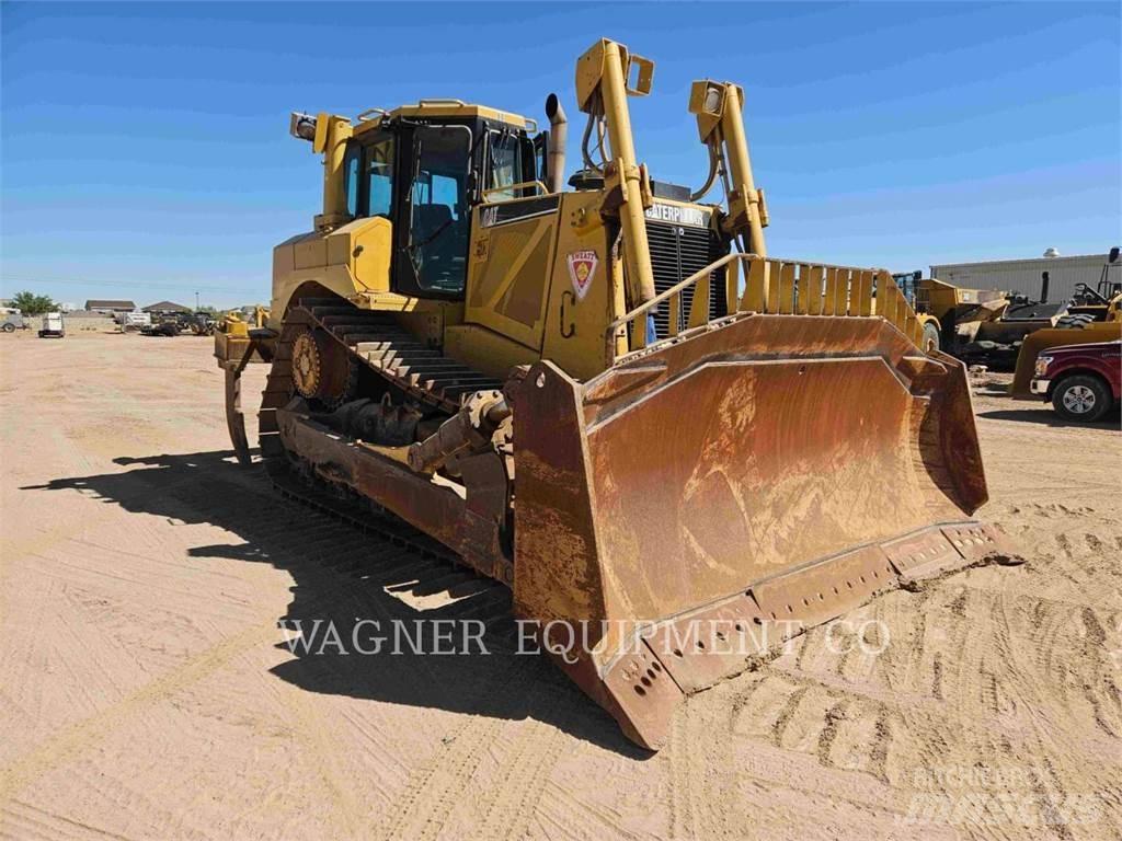 CAT D8T Pásové dozery