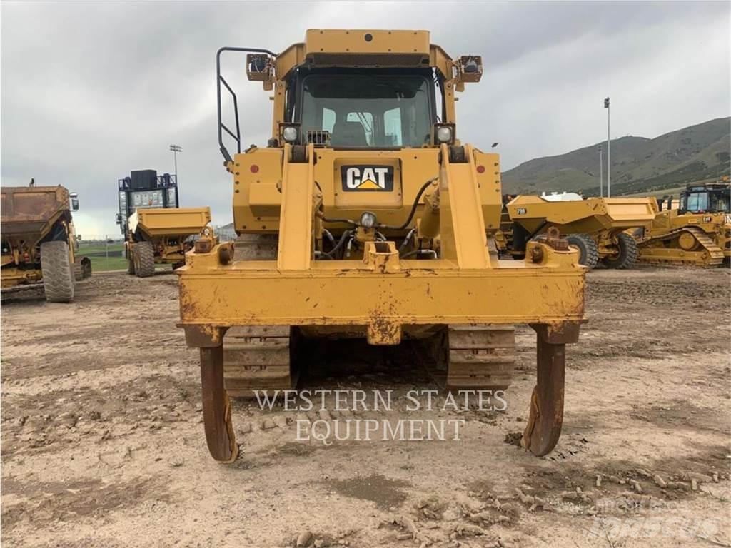 CAT D8T Pásové dozery