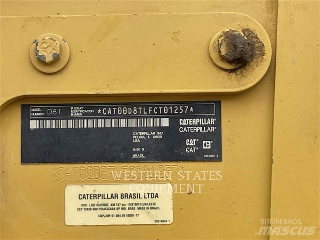 CAT D8T Pásové dozery