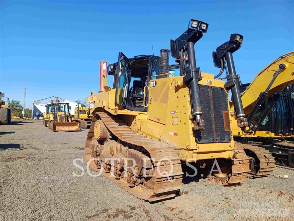CAT D8T Pásové dozery
