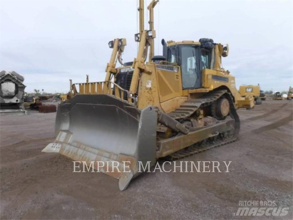 CAT D8T Pásové dozery