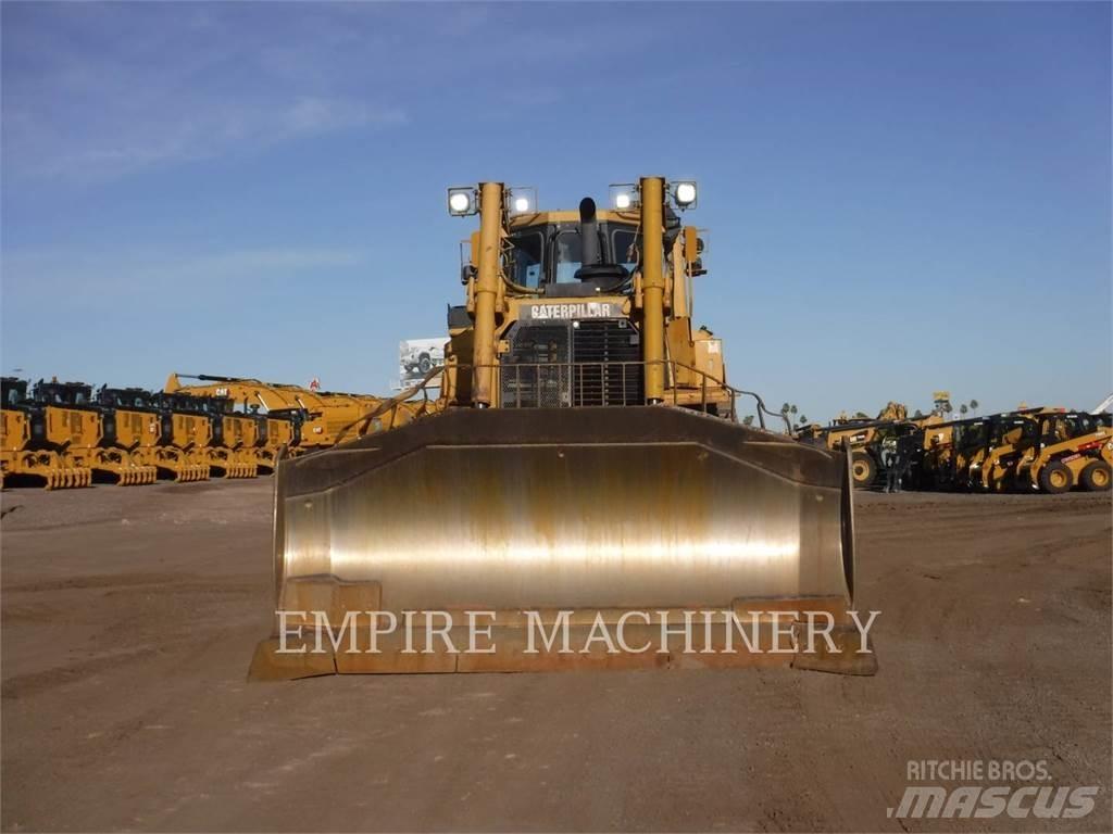 CAT D8T Pásové dozery