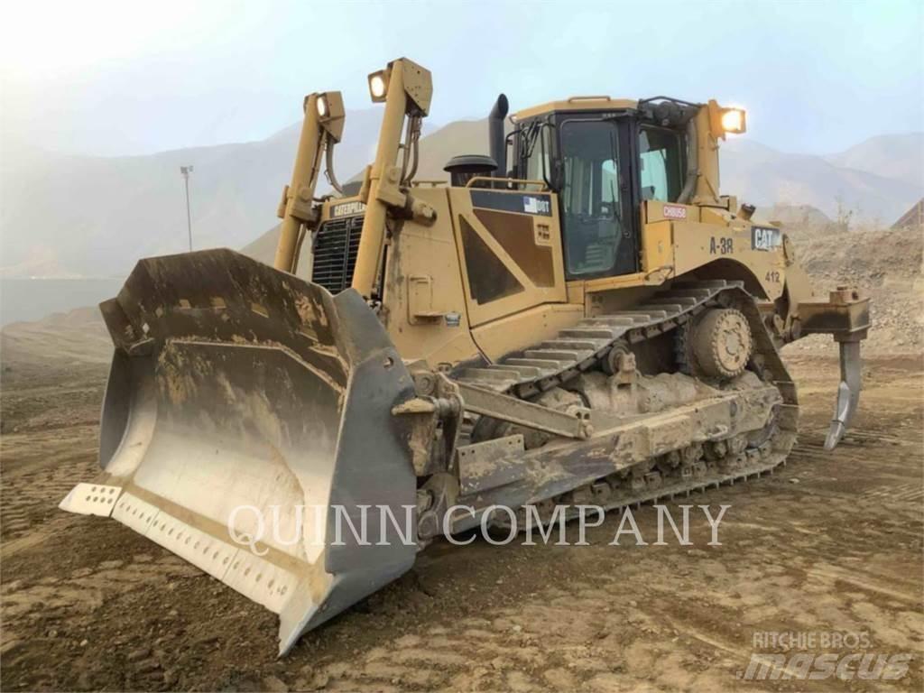 CAT D8T Pásové dozery