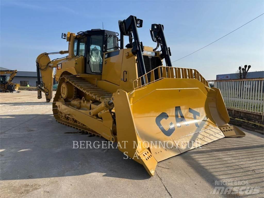 CAT D8T Pásové dozery