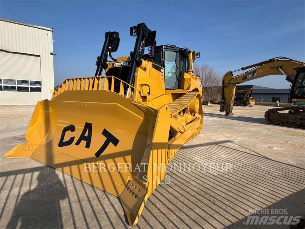 CAT D8T Pásové dozery