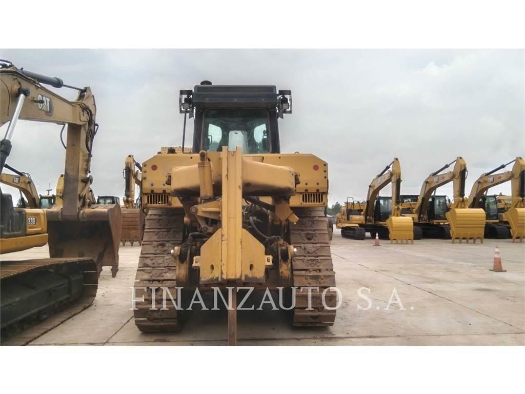 CAT D8T Pásové dozery
