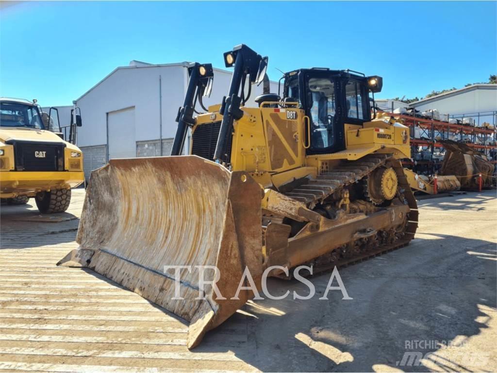 CAT D8T Pásové dozery