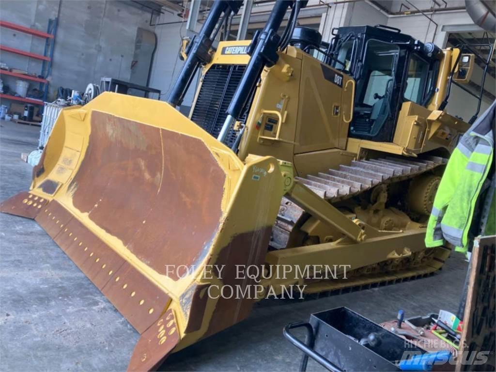 CAT D8T Pásové dozery