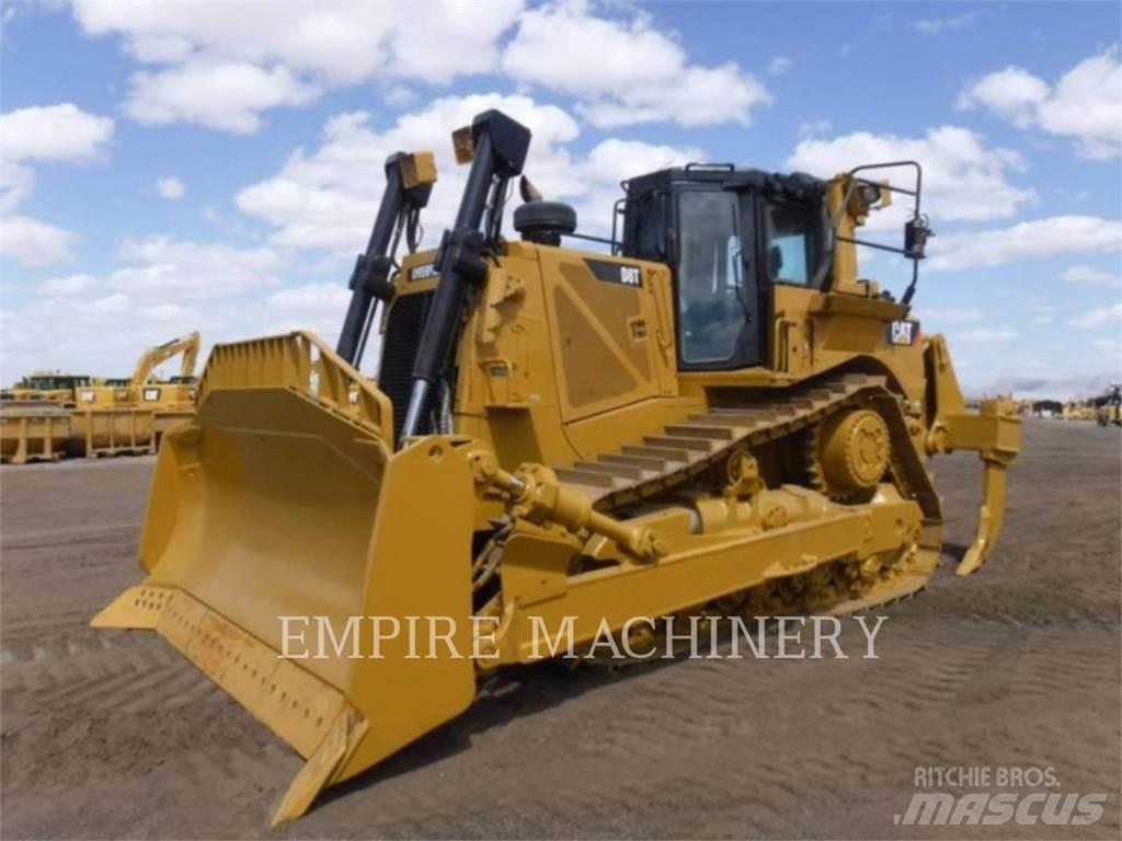CAT D8T Pásové dozery