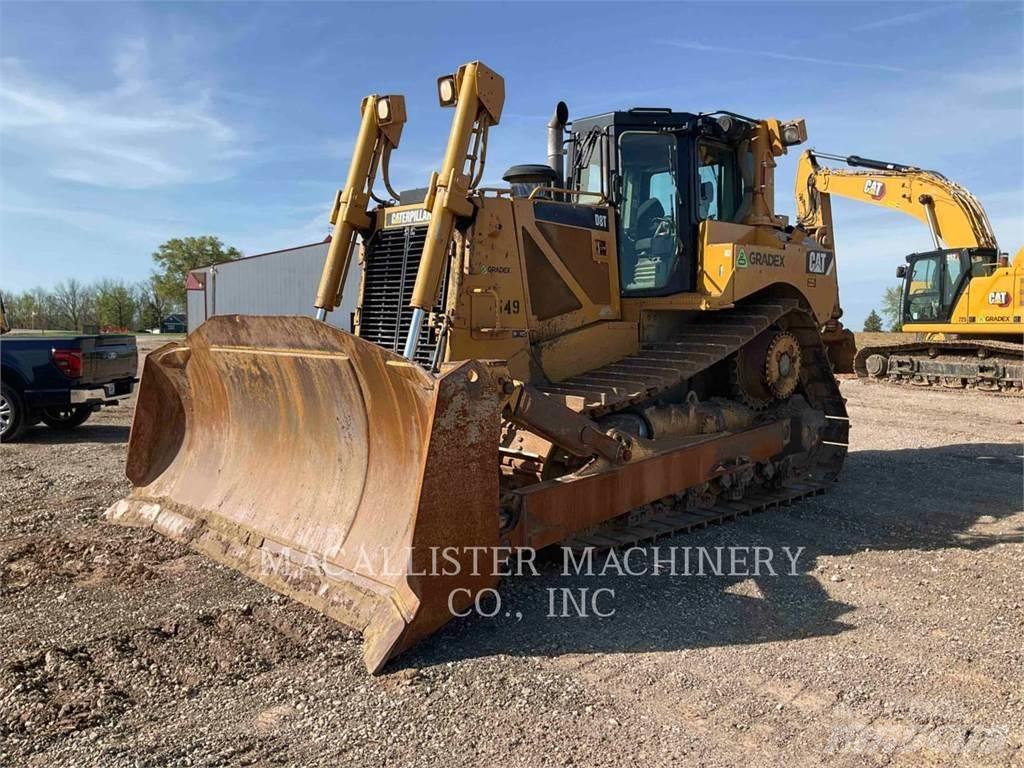 CAT D8T Pásové dozery