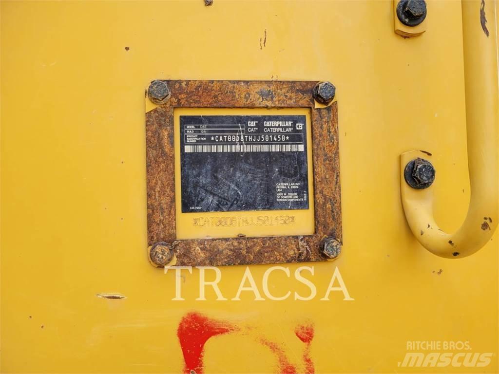 CAT D8T Pásové dozery