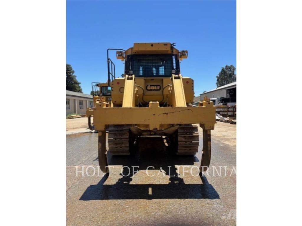 CAT D8T Pásové dozery