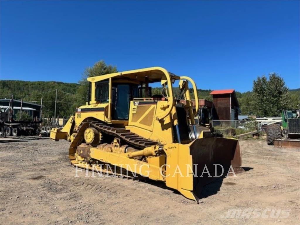CAT D8T Pásové dozery