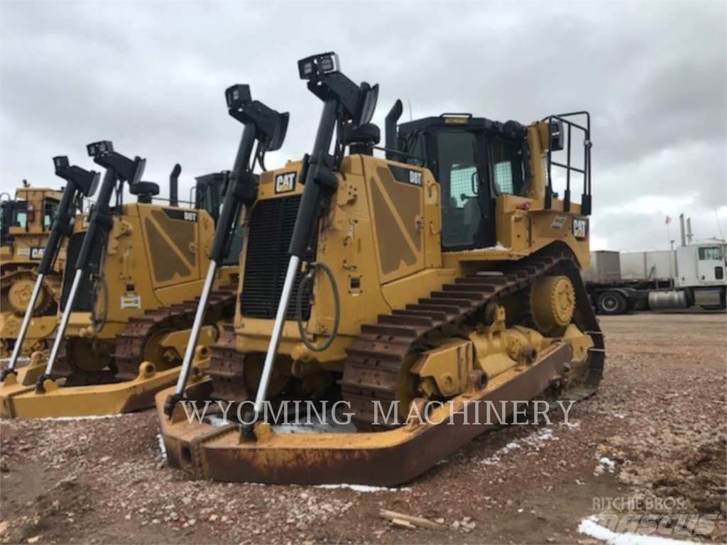 CAT D8T Pásové dozery