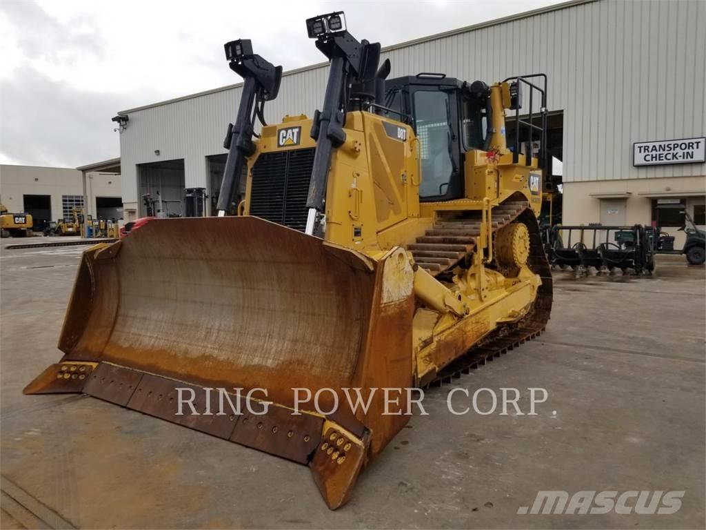 CAT D8T Pásové dozery