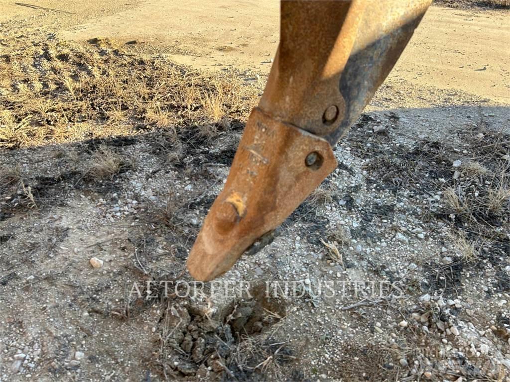 CAT D8T R Pásové dozery