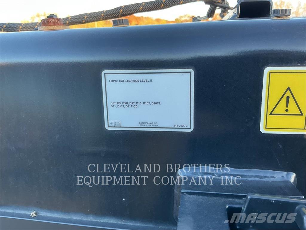 CAT D9 Pásové dozery