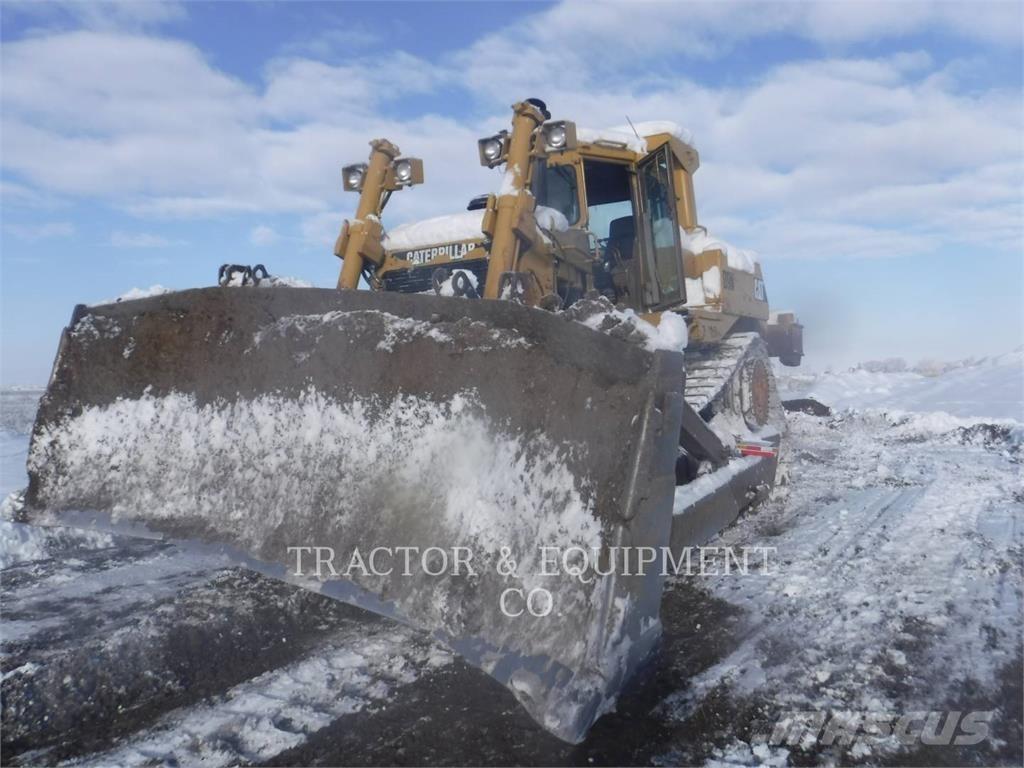 CAT D9N Pásové dozery