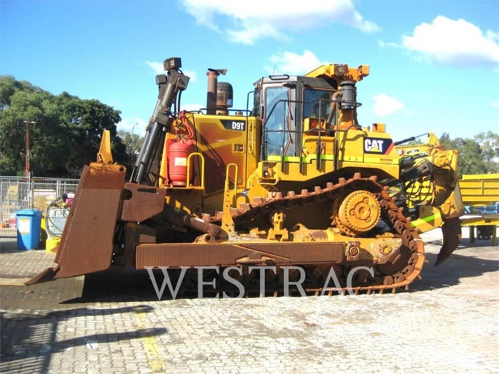 CAT D9T Pásové dozery