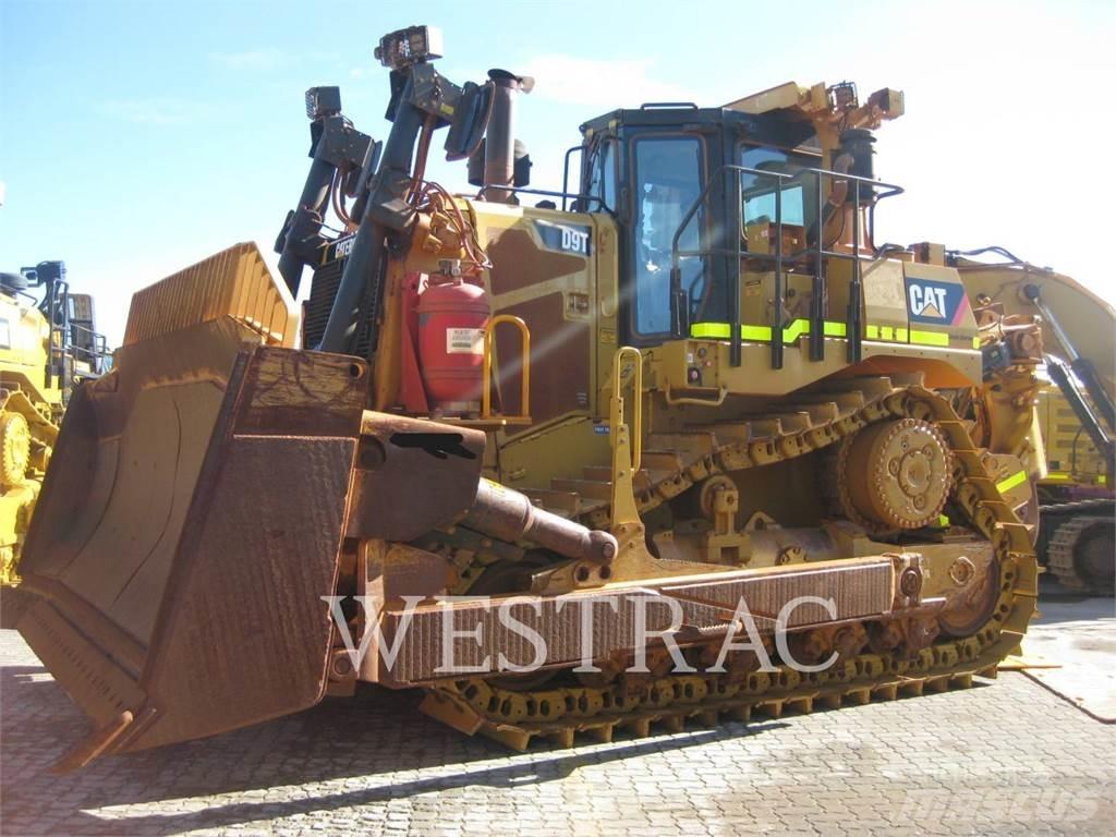 CAT D9T Pásové dozery