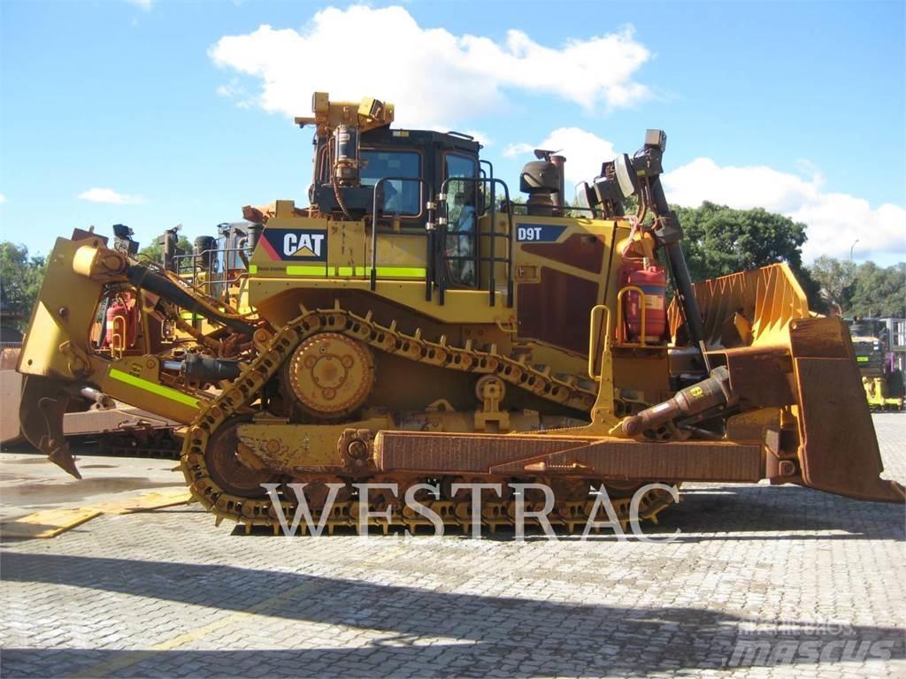 CAT D9T Pásové dozery