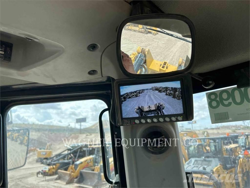 CAT D9T Pásové dozery