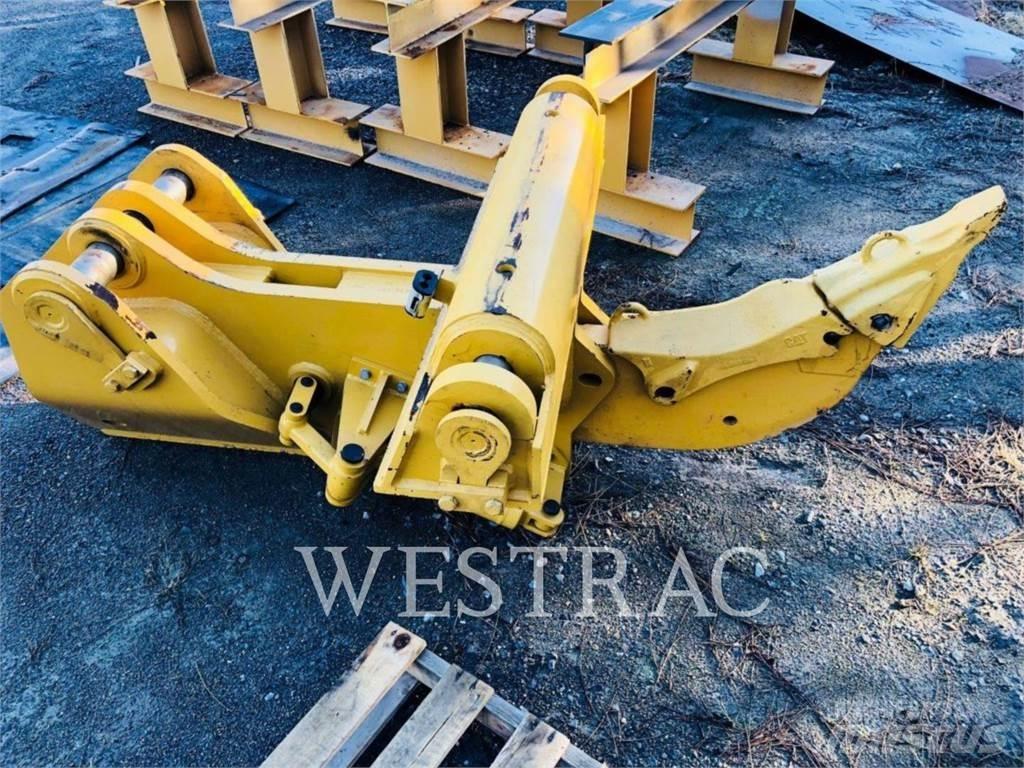 CAT D9T RIPPER Půdní rozrušovače