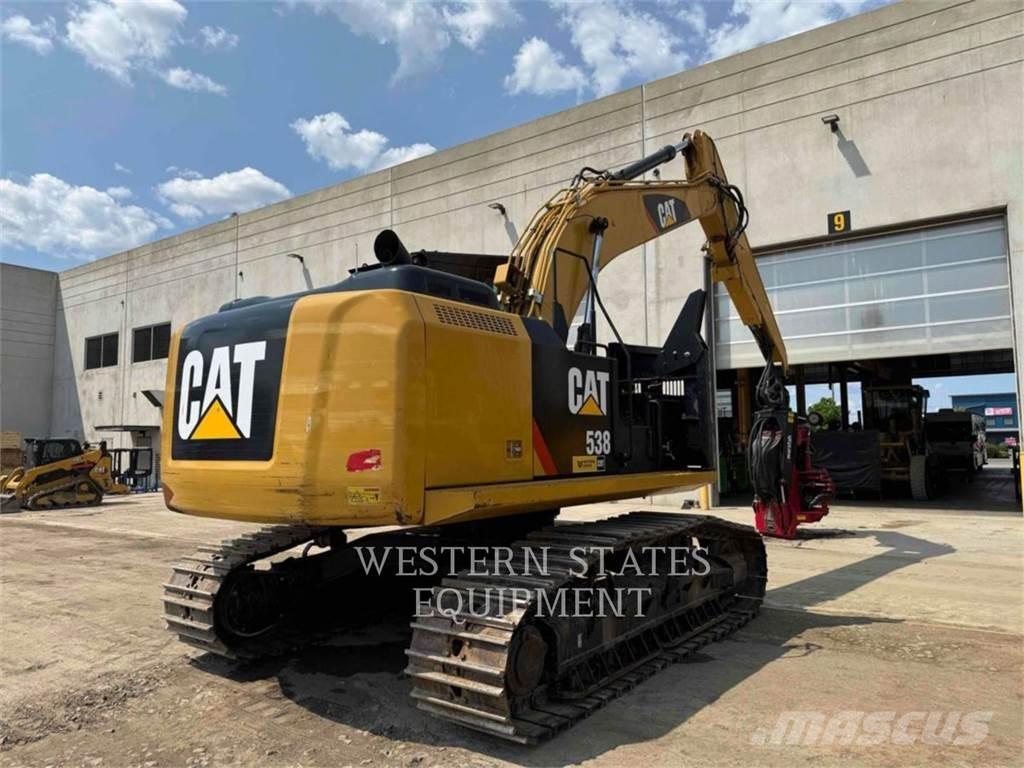 CAT FM538 Lesní traktory