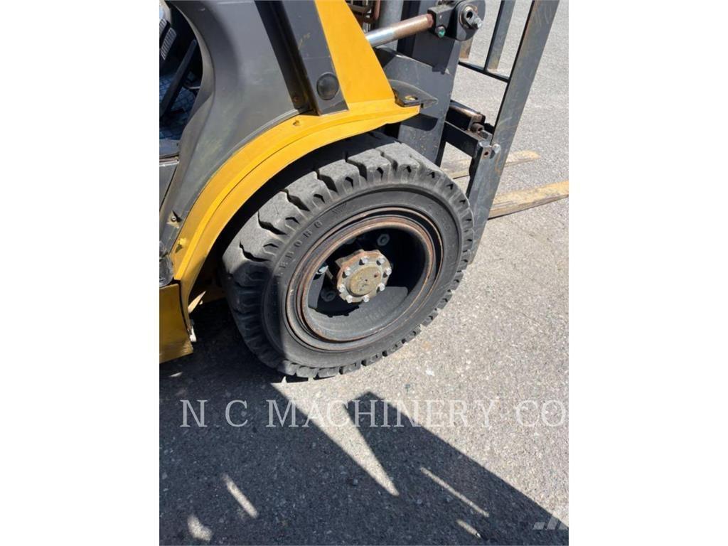 CAT GP30N5 LPG vozíky