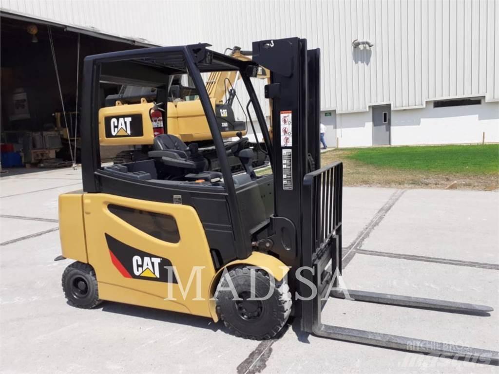 CAT LIFT TRUCKS 2EP5000 Další