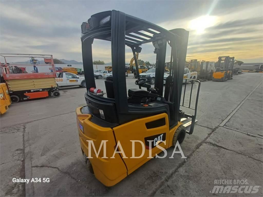 CAT LIFT TRUCKS 2ET4000 Další
