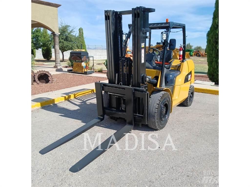 CAT LIFT TRUCKS DP50NM Dieselové vozíky