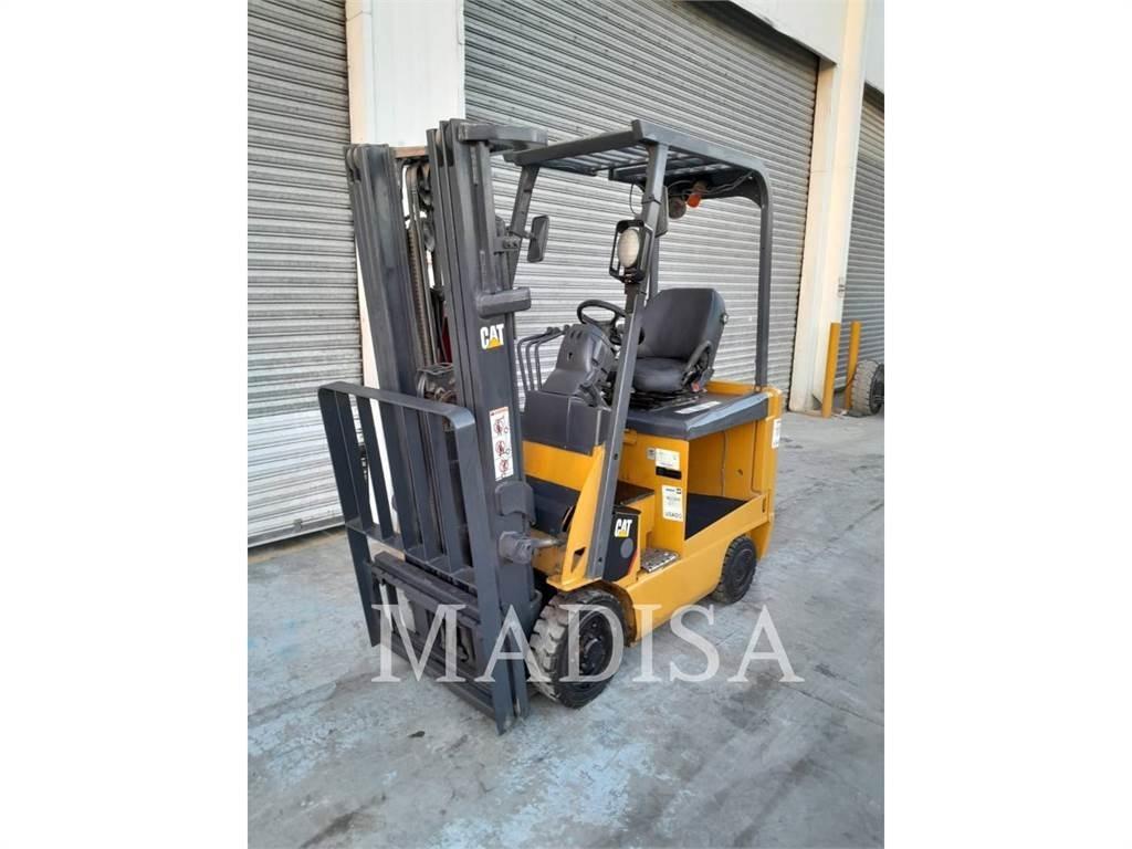 CAT LIFT TRUCKS E3500-AC Další
