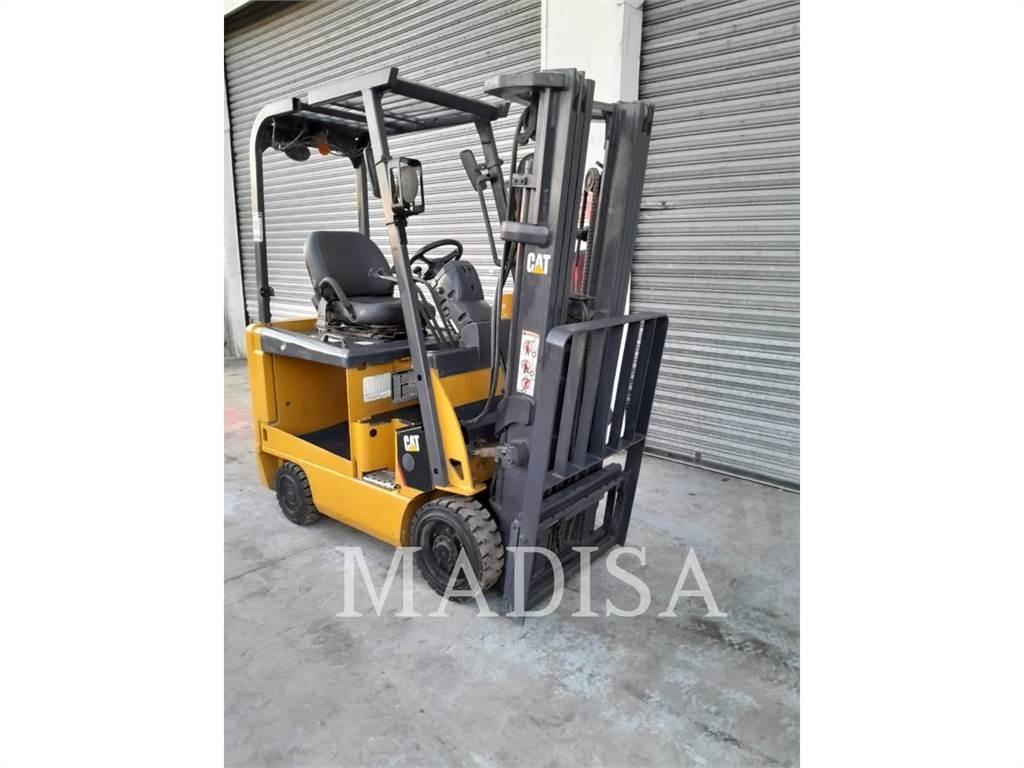 CAT LIFT TRUCKS E3500-AC Další