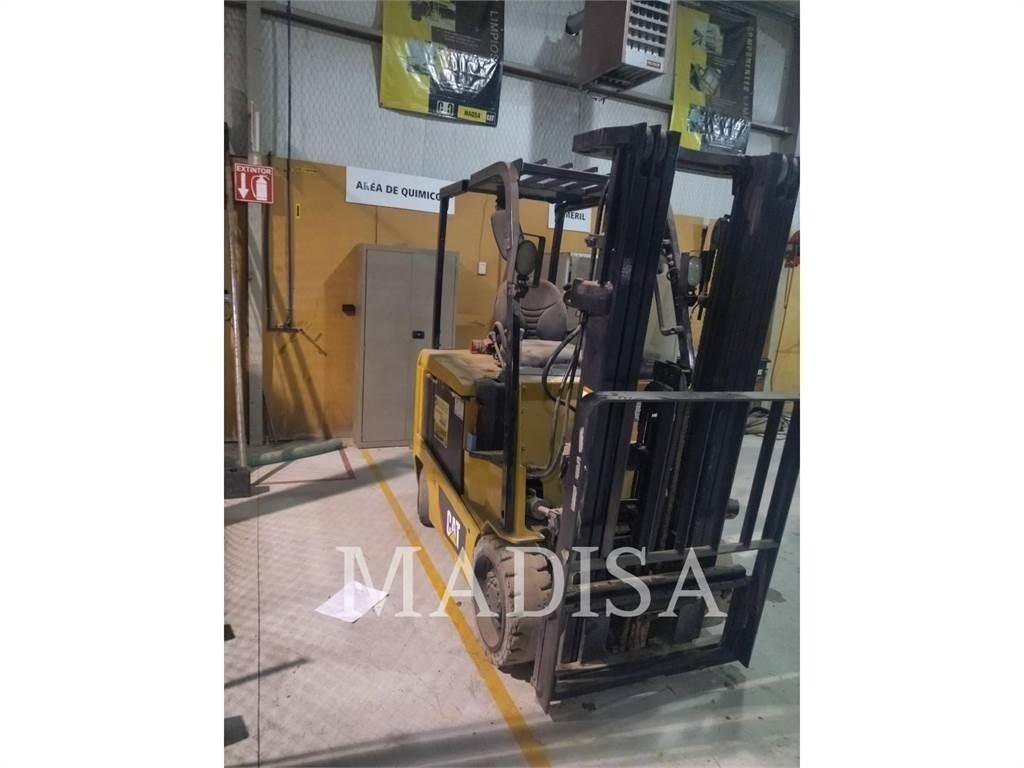 CAT LIFT TRUCKS EC25LN2 Další