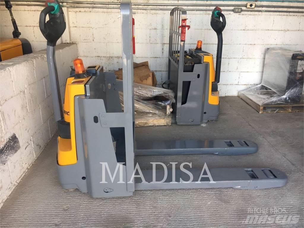 CAT LIFT TRUCKS EJE120E Další