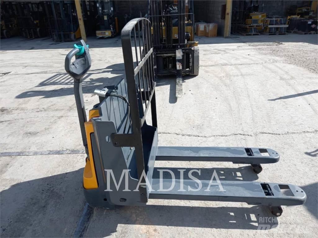 CAT LIFT TRUCKS EJE120E Další
