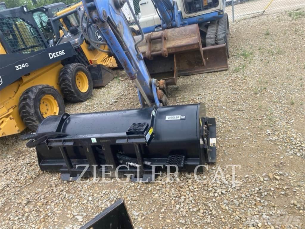 CAT LT118 Rotační brány a půdní frézy