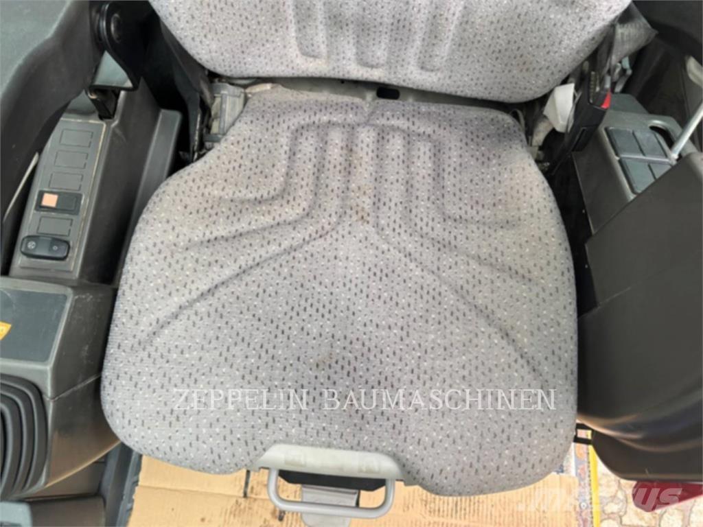 CAT M314F Kolová rýpadla