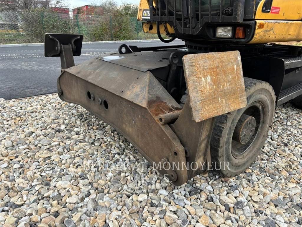 CAT M318C Kolová rýpadla