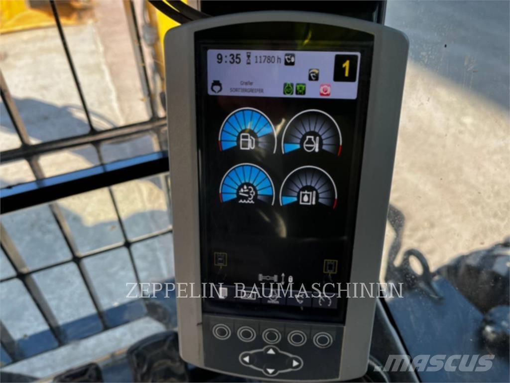 CAT M322F Kolová rýpadla