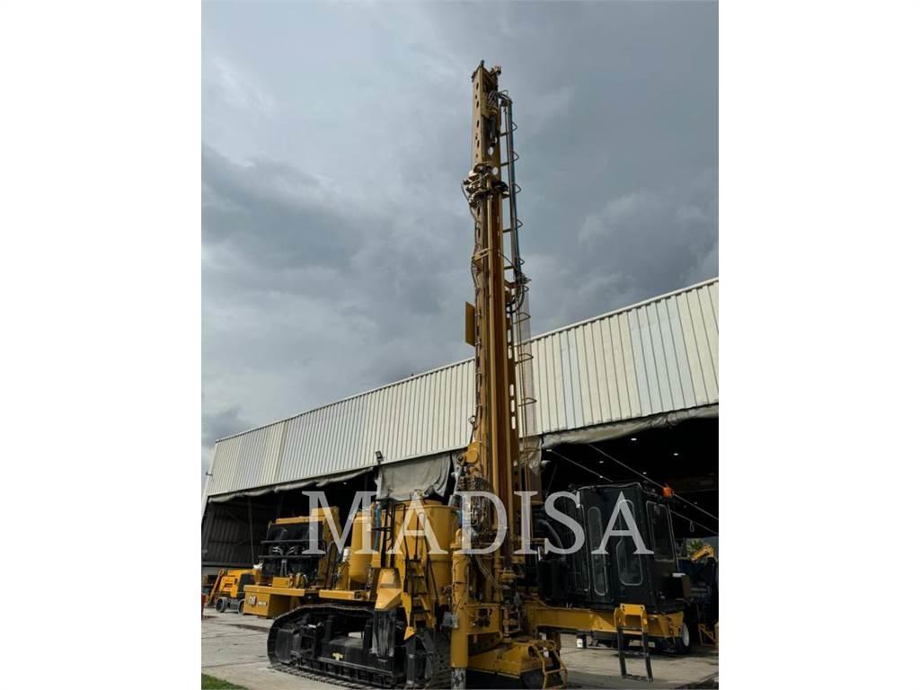 CAT MD6200 Povrchové vrtací stroje