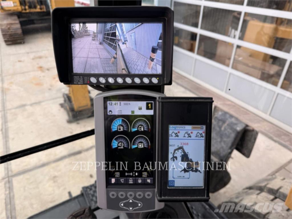 CAT MH3022-06C Demoliční rýpadla