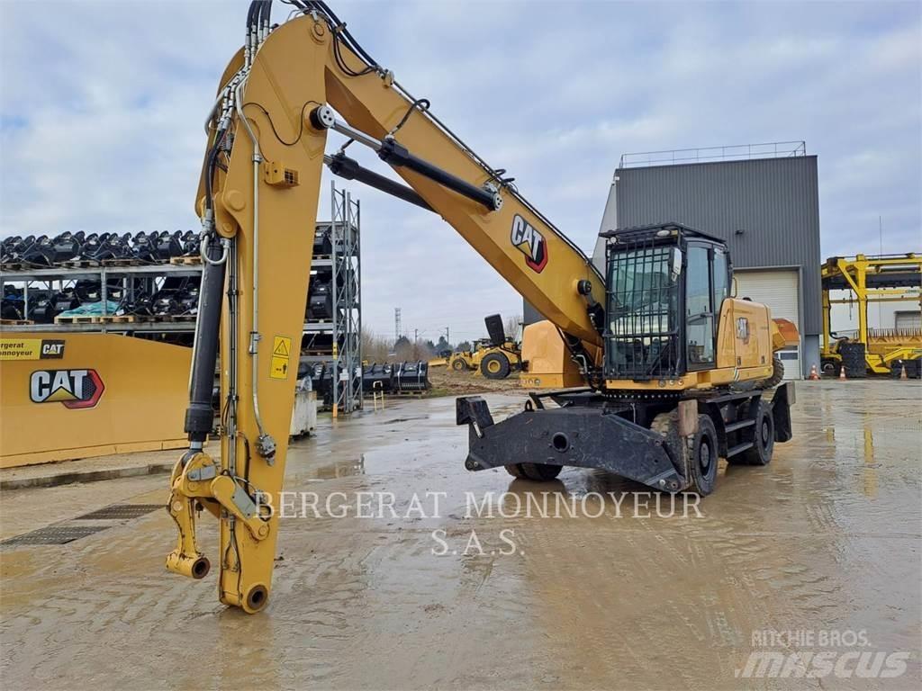 CAT MH3024 Kolová rýpadla