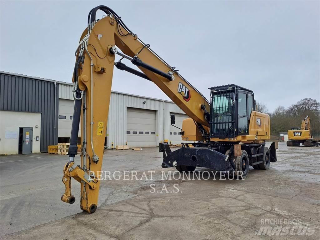 CAT MH3024 Kolová rýpadla
